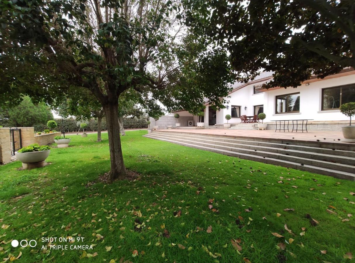 Blanca Con Piscina A 15 Minutos De Toledo - Aloha Toledo Villa Olias del Rey